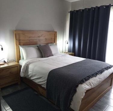 Hantam Suites