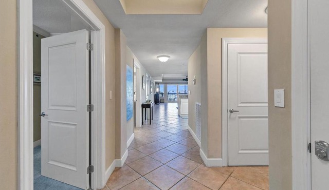 Harbor Landing 203B - Spacious Condo with views of the Harbor and Gulf