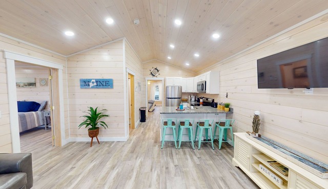 Harbor View Cottage - Unit B