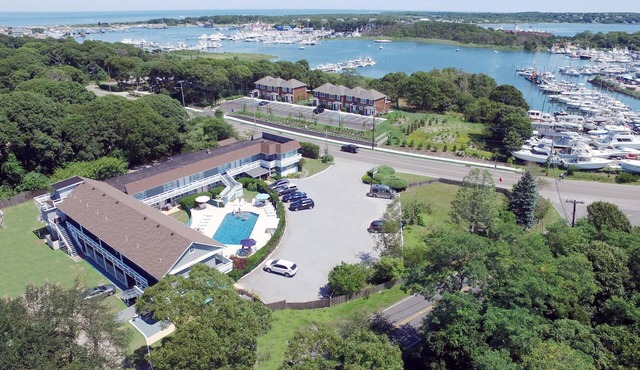 Harborside Motel