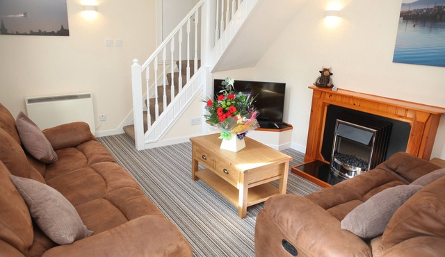 Harbour Cottage - A Beautiful Two Bed Townhouse Overlooking Stromness Harbour