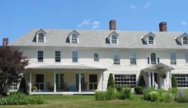 Harbour House Inn