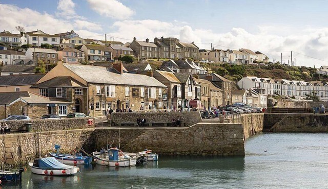 Harbour Inn