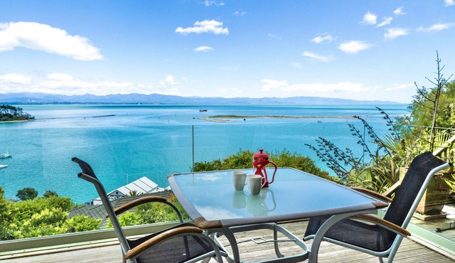 Harbour View - One - Nelson Waterfront Apartment