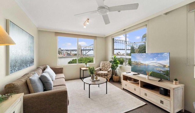 Harbourside 10