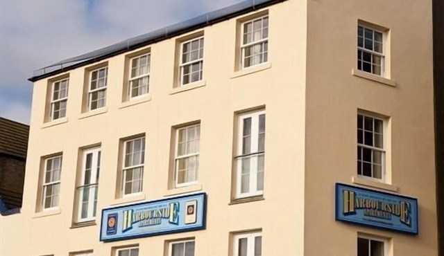Harbourside Apartments