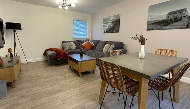 Harbourside by Caithness Luxury Apartments NC500 - 2 Bedroom holiday home - Sleeps Work teams upto 2 & holiday makers upto 6 - PREFERENTIAL RATES FOR LONG STAY TRADES - CONTACT US -