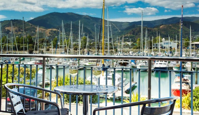 Harbourside Lodge