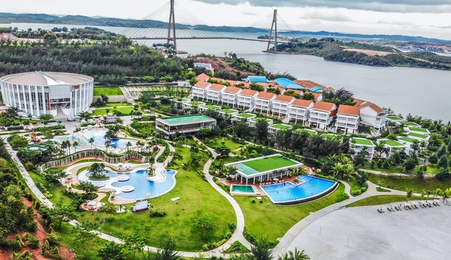 HARRIS Resort Barelang Batam