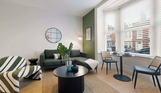 Hartlepool Marina Retreat | 2BR | Sleeps 4 | by Stay With Us