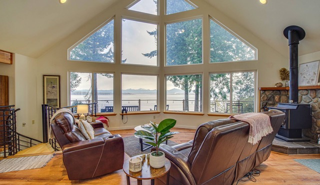 Hat Island Home w/Stunning View & Wraparound Deck