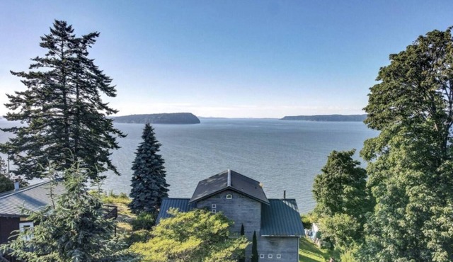 Hat Island Private Retreat