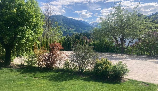 Hatzlhof Comfortable holiday residence