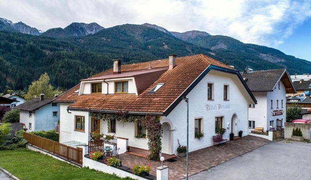 Haus Arnold - Privatzimmer und Ferienwohnungen