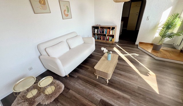 Haus der Geschichten - Ferienwohnung "Literatur"