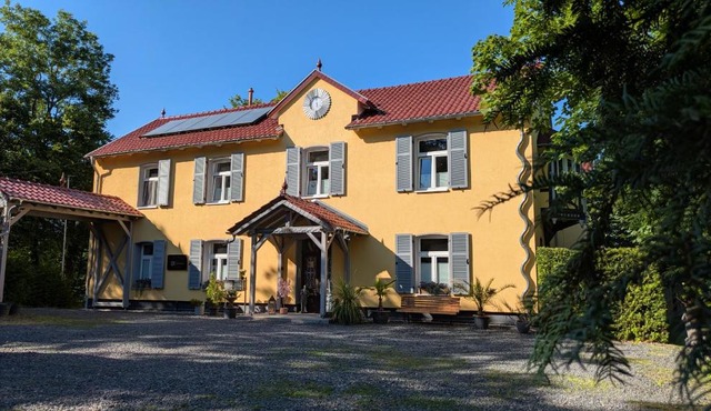 Haus Eveline - Ferienwohnungen unterhalb der Wartburg -