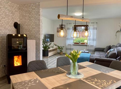 Haus HERNA by fewo-plan WING120 Nähe Nordsee, Kreidesee Hemmoor und Naturpark Wingst