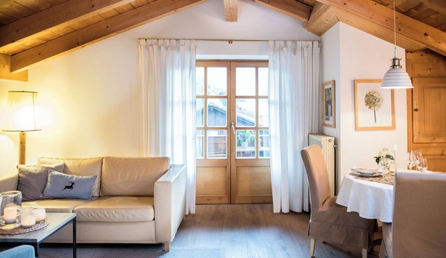 Haus Lesch - Stilvolle Appartements mit tollem Bergblick in Kreuth am Tegernsee