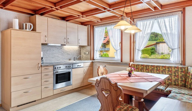 Haus Schmid - Apartment Dompfaff with Mountain View, East Balcony, Wi-Fi