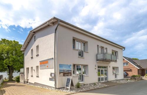 Haus Seeblick mit 9 Wohnungen