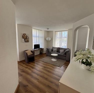 Haus zur Eiche Private 3,5 Zimmerwohnung bis zu 8 Gäste