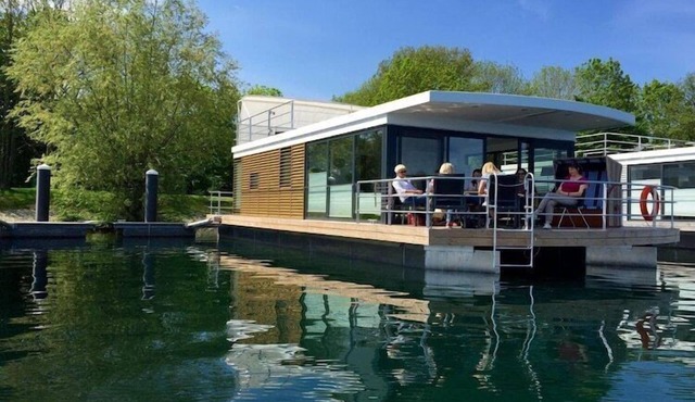 Hausboot am Xantener Nordsee