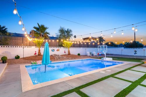 Havasu Fun Stay Pool Spa PoolTable KingBed