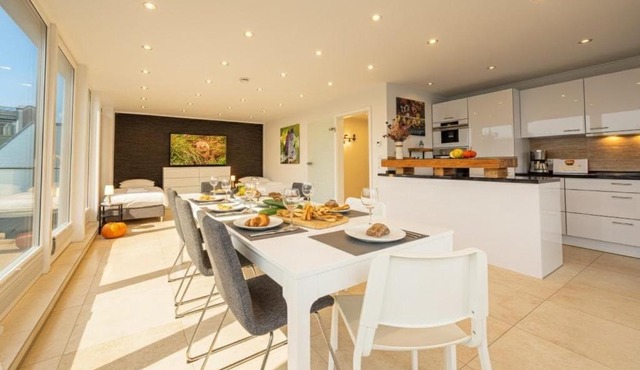 have-a-nice-Stay - Penthouse I Innenstadt I wenige Minuten zum Bahnhof I riesige Dachterrasse
