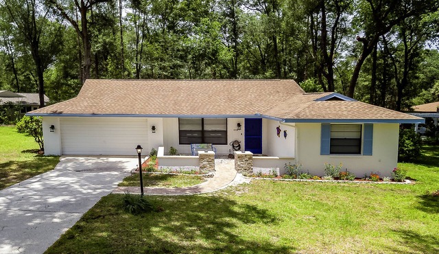 Haven at Rainbow Springs: Kayaks, Pool, Game Room