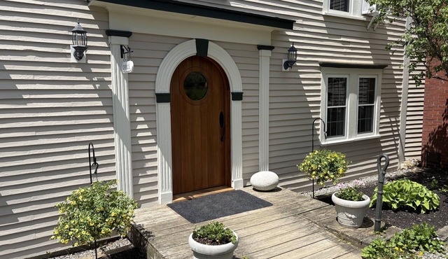Hawks House Inn