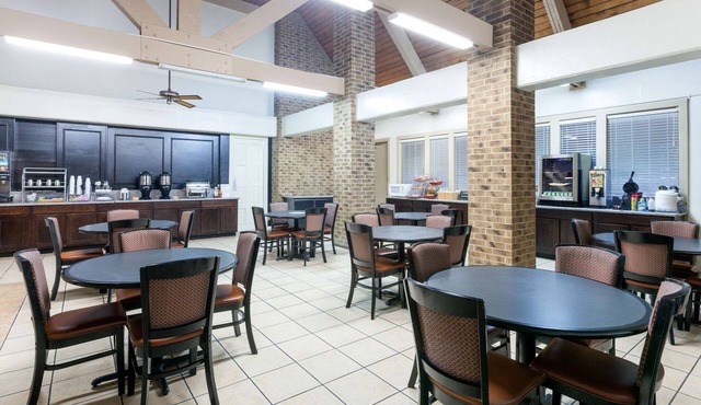 Hawthorn Extended Stay by Wyndham Richardson