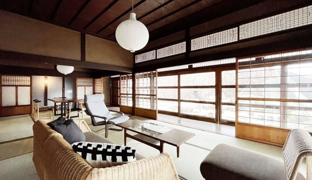 Hayase House