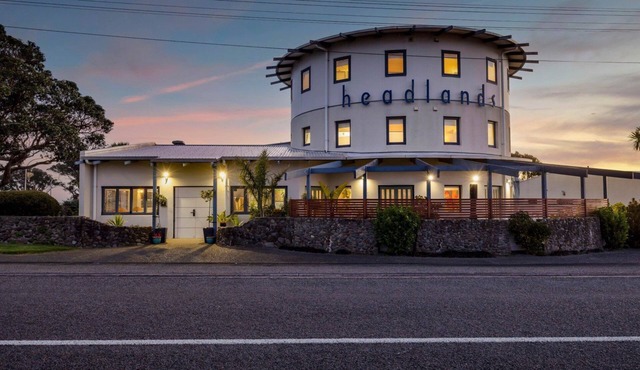 Headlands Hotel
