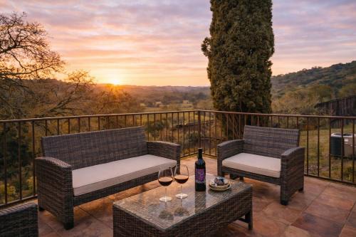 Healdsburg Wine Country Escape with Tasting Perks & Vineyard Views