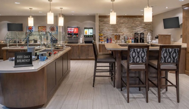 Hearing Accessible 1BR Suite | Pool + Breakfast