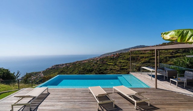 Heated Infinity Pool Villa BBQ Bar Valley Views Private Hillside Setting