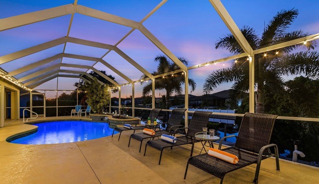 Heated Pool with Freshwater Canal Access & Dock - Coconut Cove - Roelens