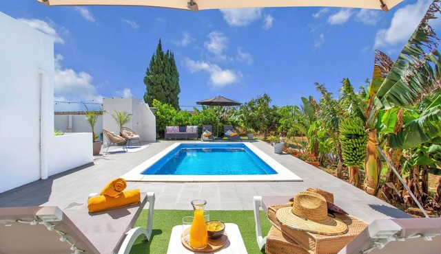 Heated private pool