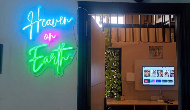 'Heaven on Earth', A cute studio transforming moments to memories.