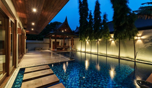 Heavenly tropical villa, 5 min from the beach and all shops