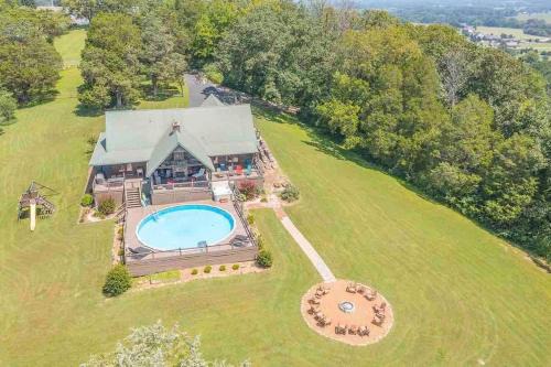 Heaven’s View Lodge, Pool, Pet Friendly