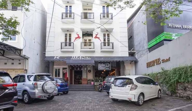 Heine Hotel