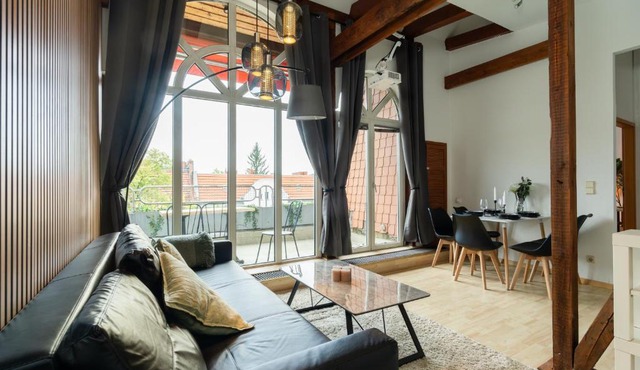 Helle & gemütliche Dachwohnung mit Terasse