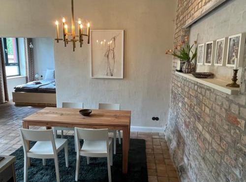 Helle Loft mit eingenem Garten