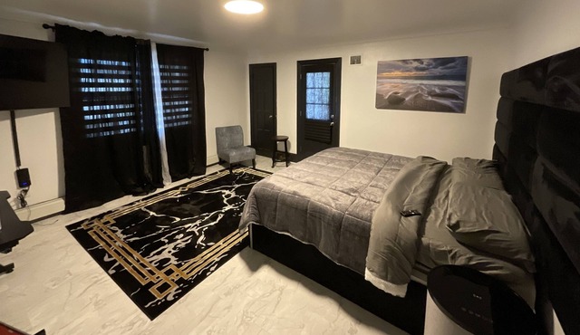 Hempstead 1Bedroom w/Private Terrace