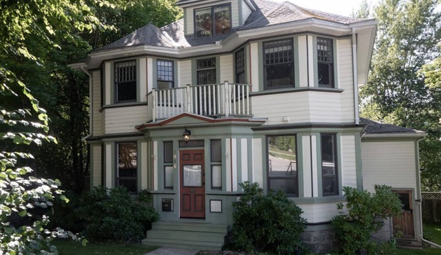Heritage Home: fully licensed
