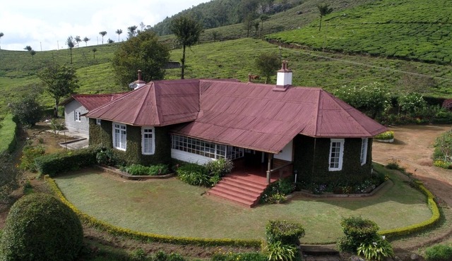 Heritage stay at Manale Tea Bungalow in Munnar