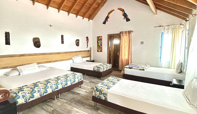 Hermosa Habitacion Family Multiple En Santa Elena