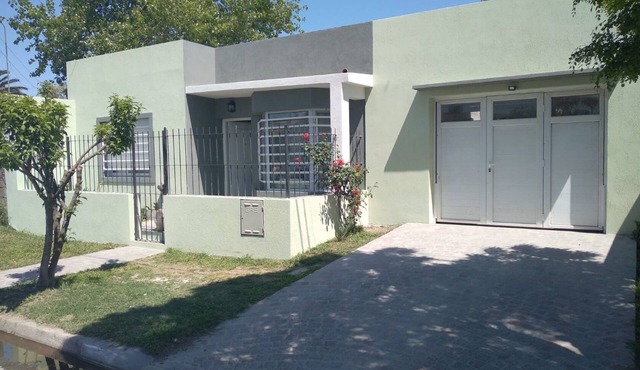 Hermosa y Tranquila Casa - 6 Personas -ideal Para Viajes en Familia y Mascotas