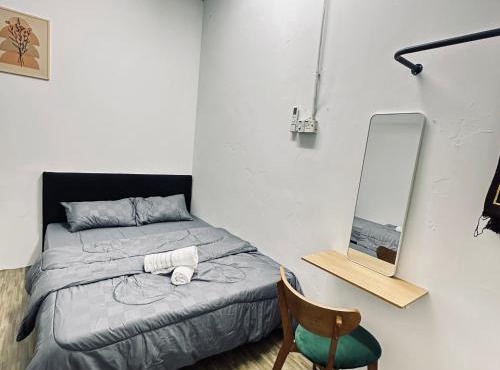 Hey Rest Up with shared bathroom
